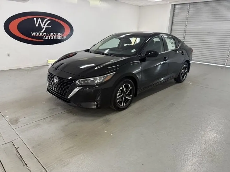2025 Nissan Sentra SV photo 1