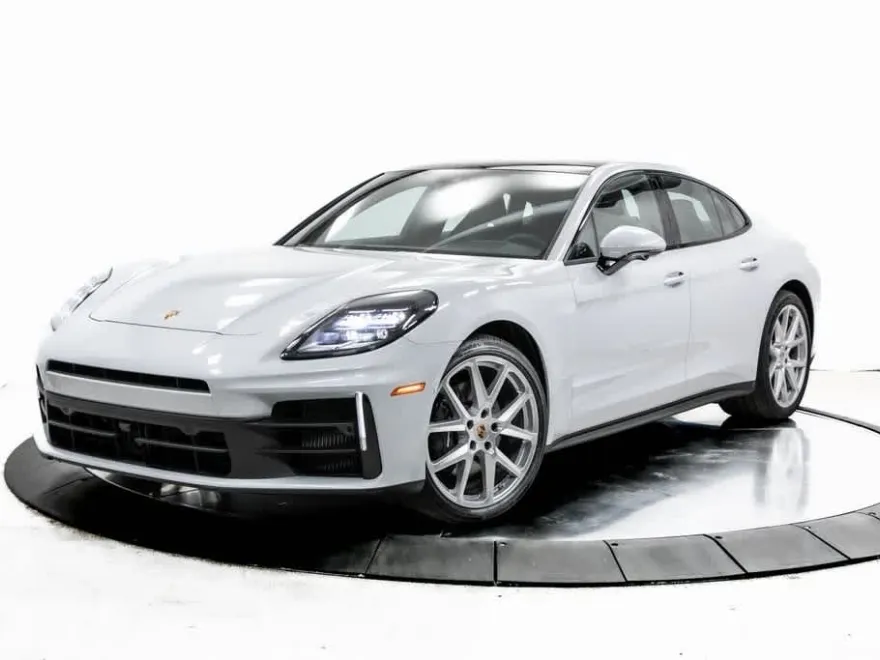 2025 Porsche Panamera Base photo 1