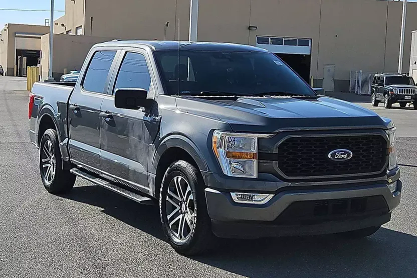 2022 Ford F-150 XL photo 1