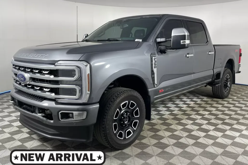 2024 Ford F-350 Platinum photo 1
