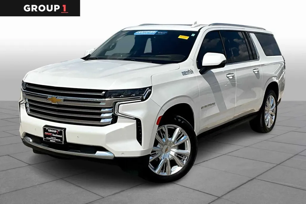 2023 Chevrolet Suburban High Country photo 1