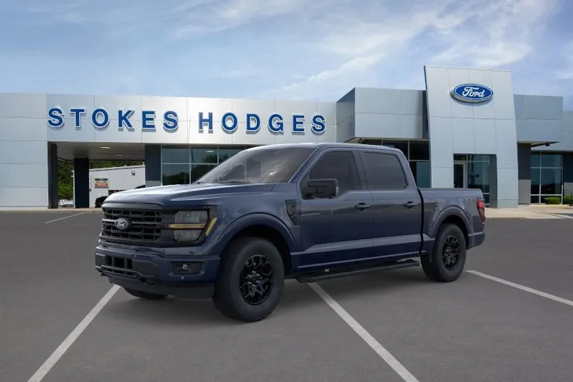 2025 Ford F-150 XLT photo 1