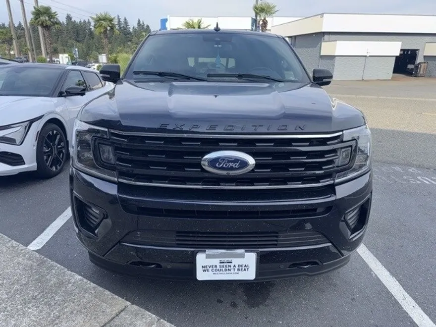 2021 Ford Expedition MAX Limited photo 1