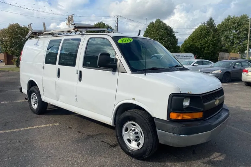 2015 Chevrolet Express 2500 Cargo photo 1