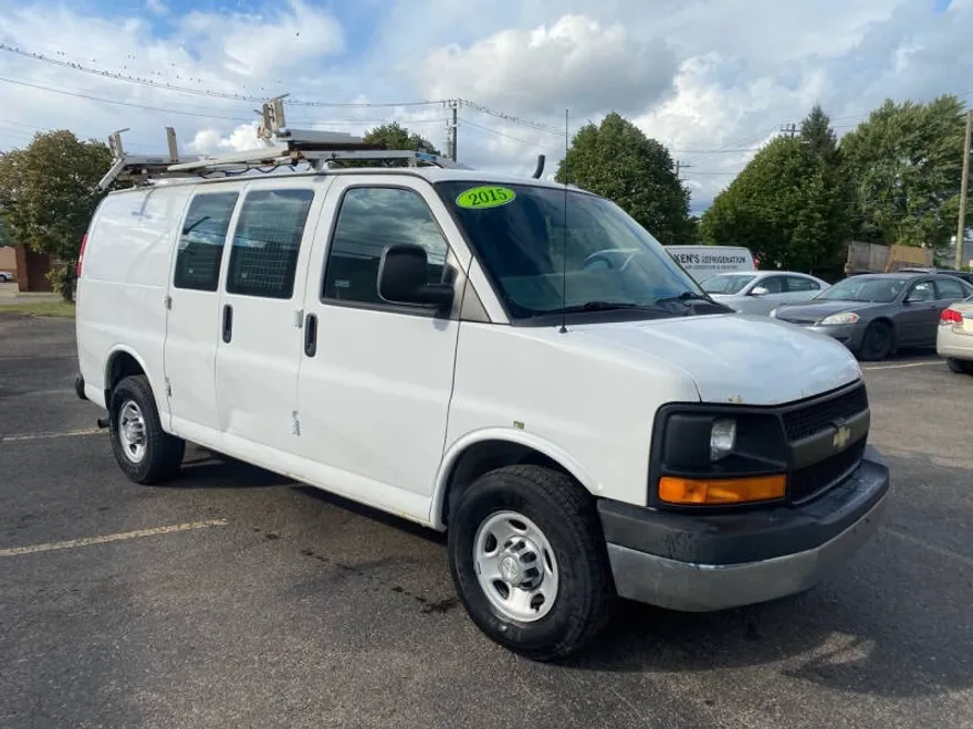 2015 Chevrolet Express 2500 Cargo photo 1