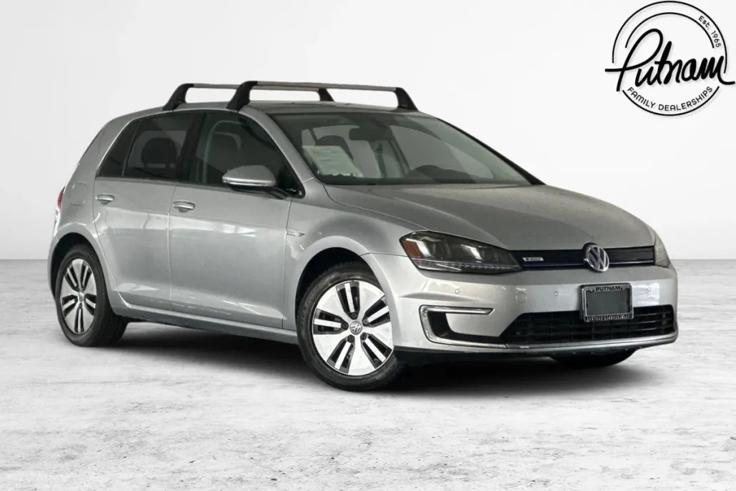 2016 Volkswagen e-Golf SEL Premium photo 1