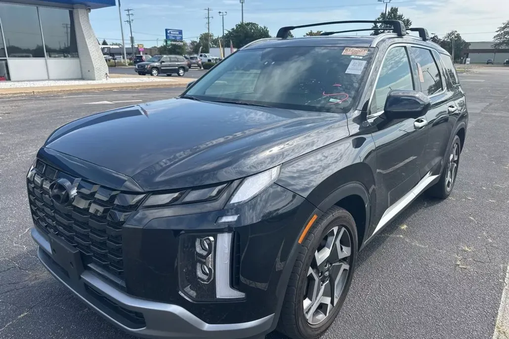 2023 Hyundai Palisade SEL photo 1
