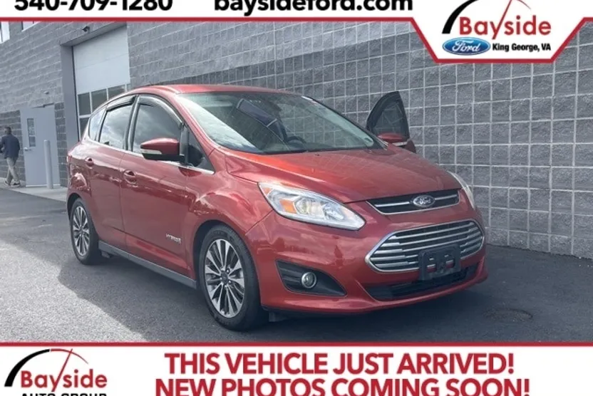 2018 Ford C-Max Hybrid Titanium photo 1