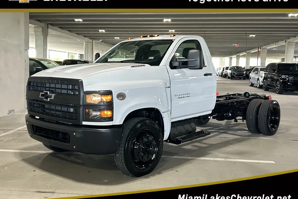 2024 Chevrolet Silverado Work Truck photo 1