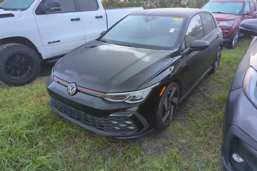 2022 Volkswagen Golf GTI S photo 1