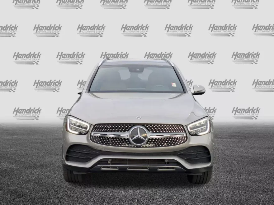 2022 Mercedes Benz GLC 300 photo 1