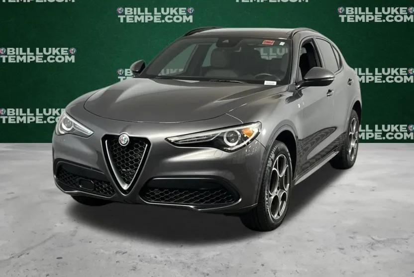 2022 Alfa Romeo Stelvio Ti photo 1