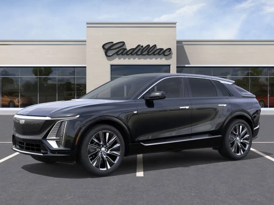 2025 Cadillac Lyriq Luxury photo 1