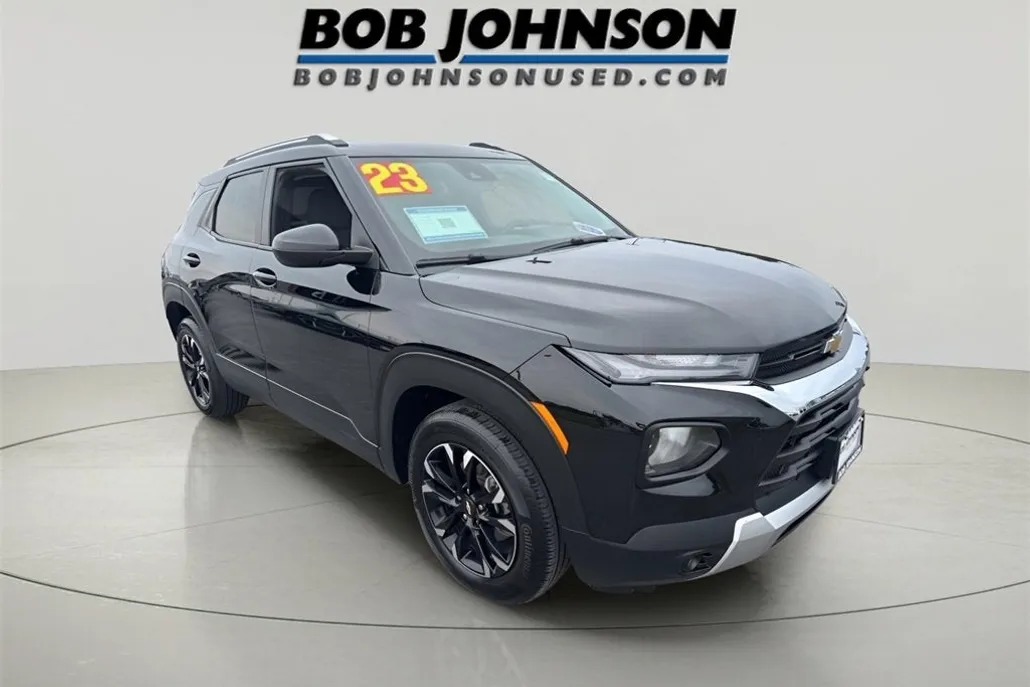 2023 Chevrolet Trailblazer LT photo 1