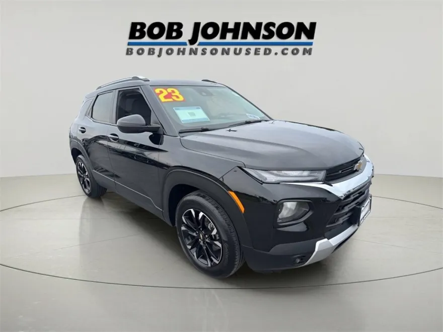 2023 Chevrolet Trailblazer LT photo 1