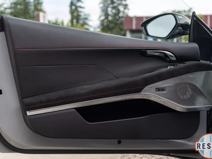 2024 Lotus Emira First Edition photo 14