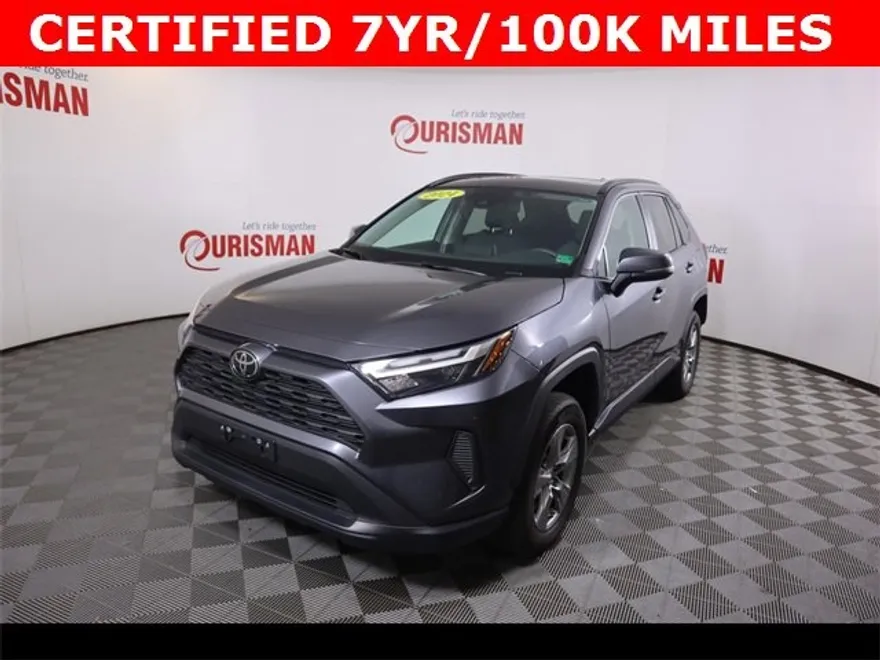 2024 Toyota RAV4 XLE photo 1