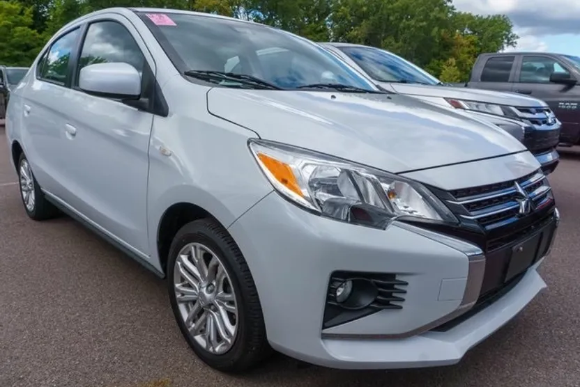 2024 Mitsubishi Mirage G4 LE photo 1