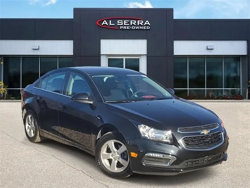2016 Chevrolet Cruze LT photo 1