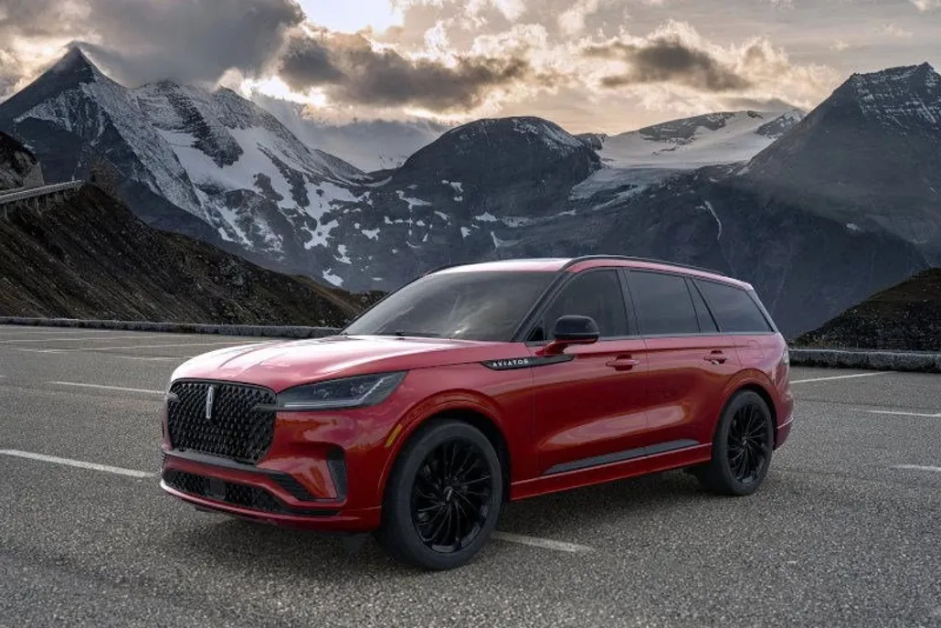2025 Lincoln Aviator Reserve photo 1