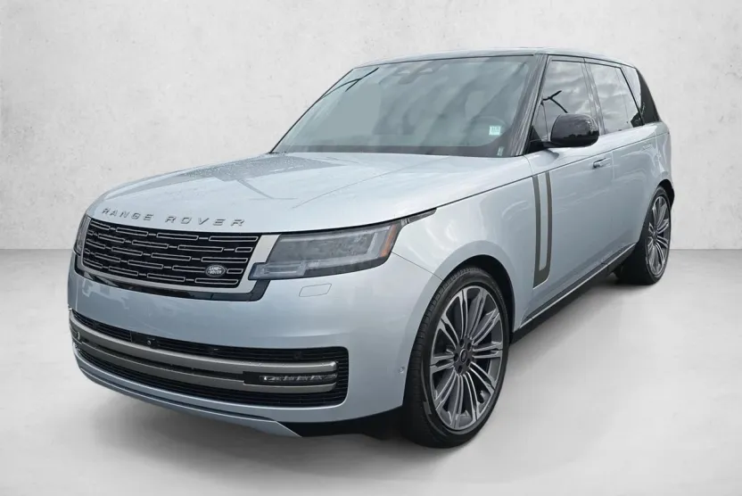 2024 Land Rover Range Rover SE photo 1
