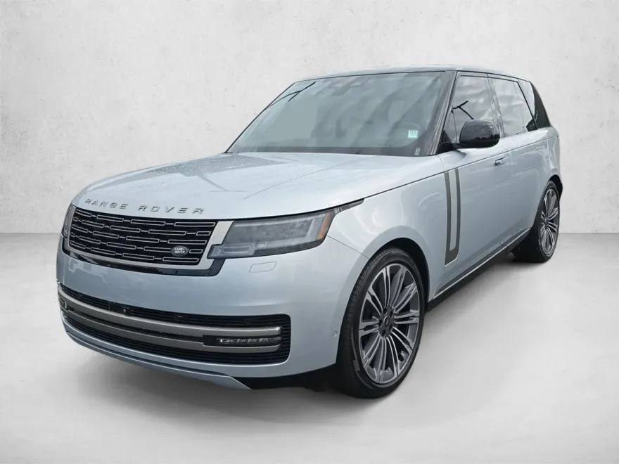 2024 Land Rover Range Rover SE photo 1