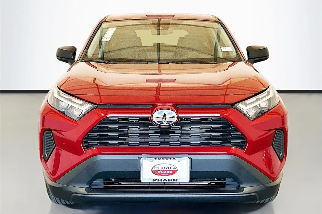 2025 Toyota RAV4 LE photo 1