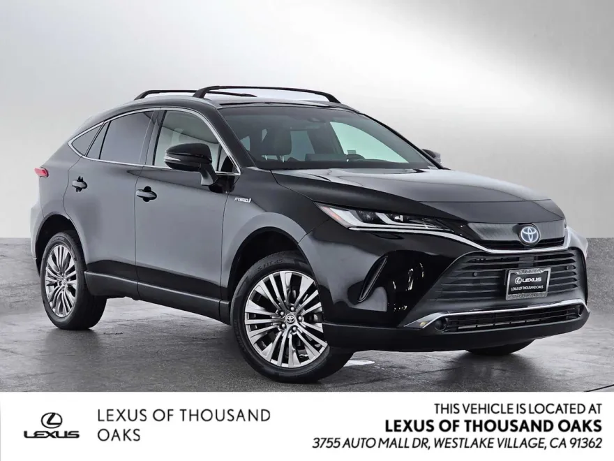 2021 Toyota Venza XLE photo 1