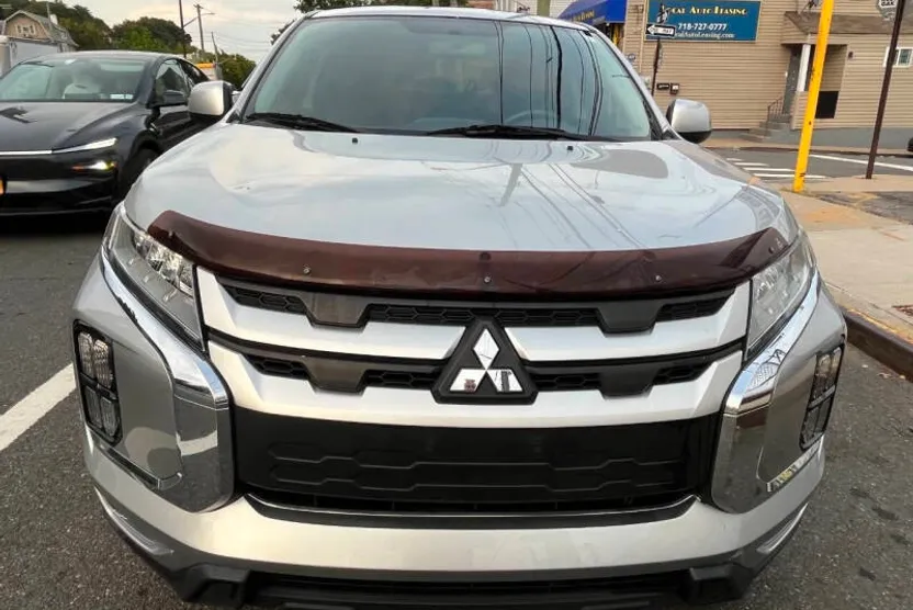 2020 Mitsubishi Outlander Sport SE photo 1