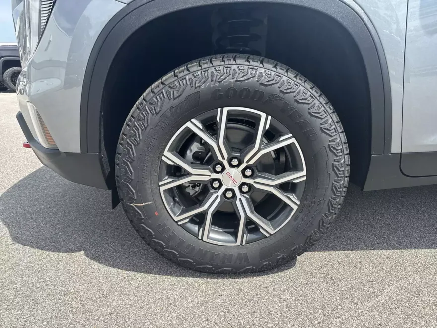 2026 Gmc Acadia AT4 photo 1