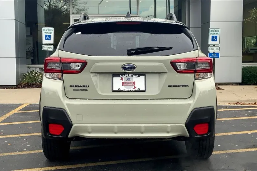 2023 Subaru Crosstrek Premium photo 1