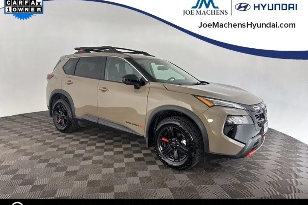 2025 Nissan Rogue SV photo 1