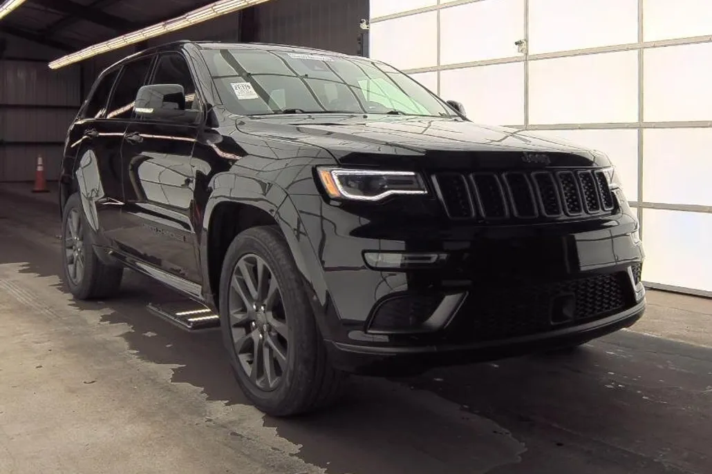 2019 Jeep Grand Cherokee photo 1