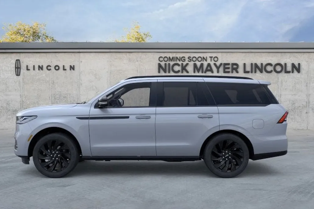 2025 Lincoln Navigator Reserve photo 1
