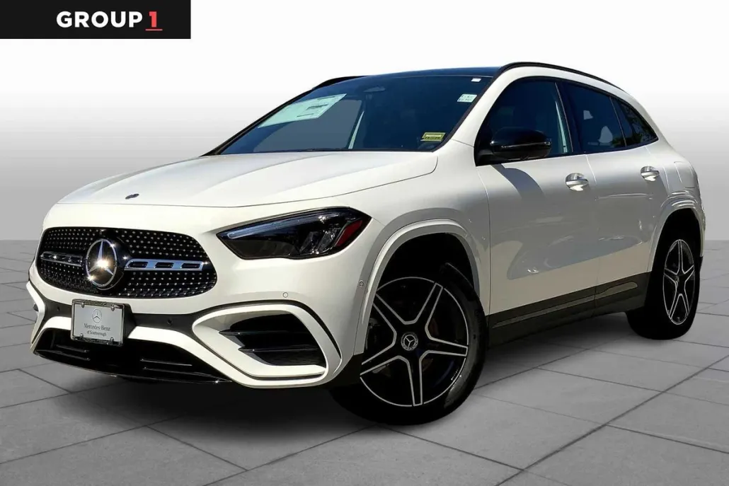 2026 Mercedes Benz GLA 250 4MATIC photo 1