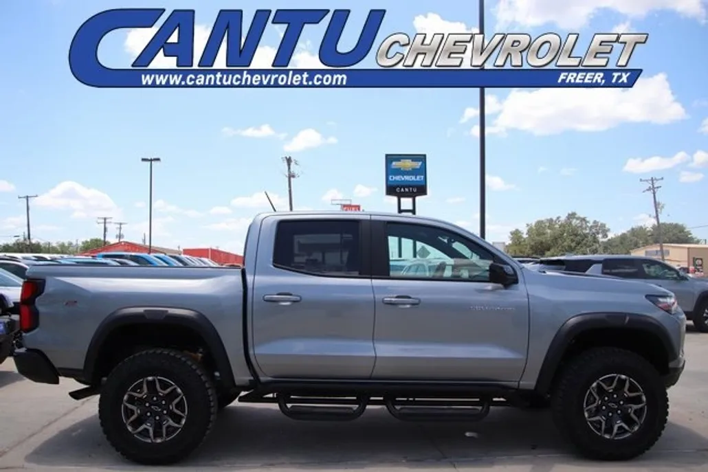 2025 Chevrolet Colorado ZR2 photo 1