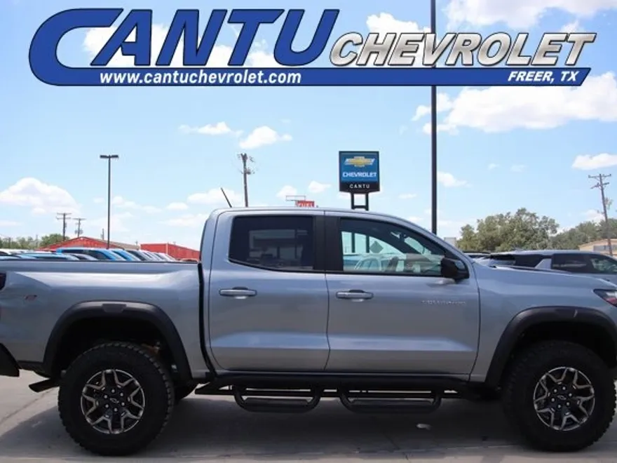 2025 Chevrolet Colorado ZR2 photo 1