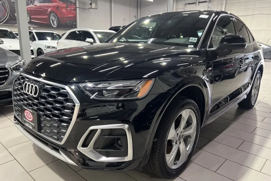 2024 Audi Q5 Sportback 45 S line Premium Plus photo 1