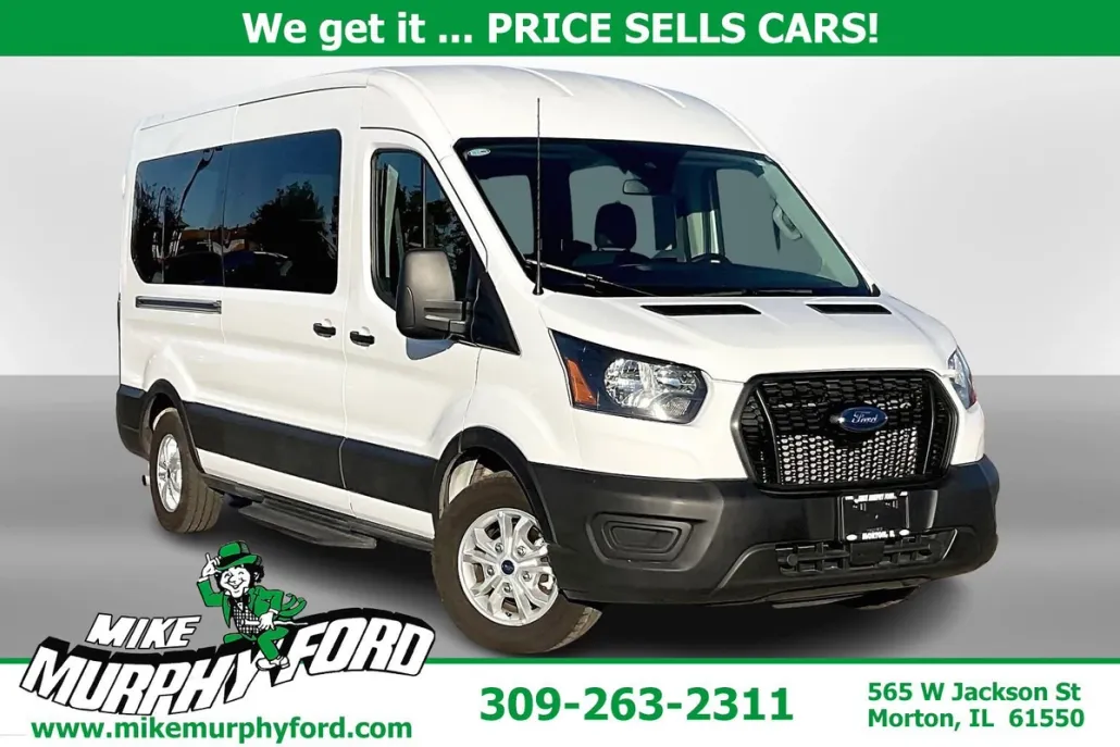 2023 Ford Transit Passenger XL photo 1
