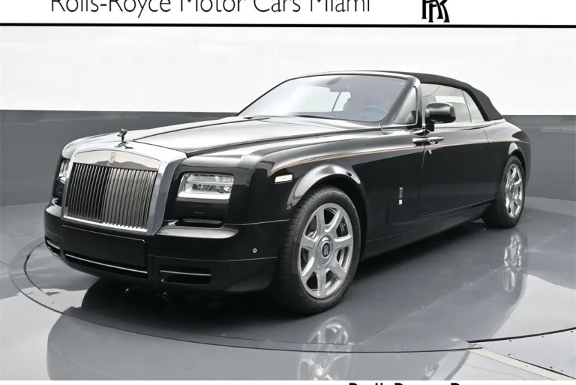 2015 Rolls Royce Phantom Drophead Coupe photo 1