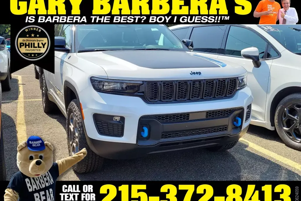 2023 Jeep Cherokee 4xe Trailhawk photo 1