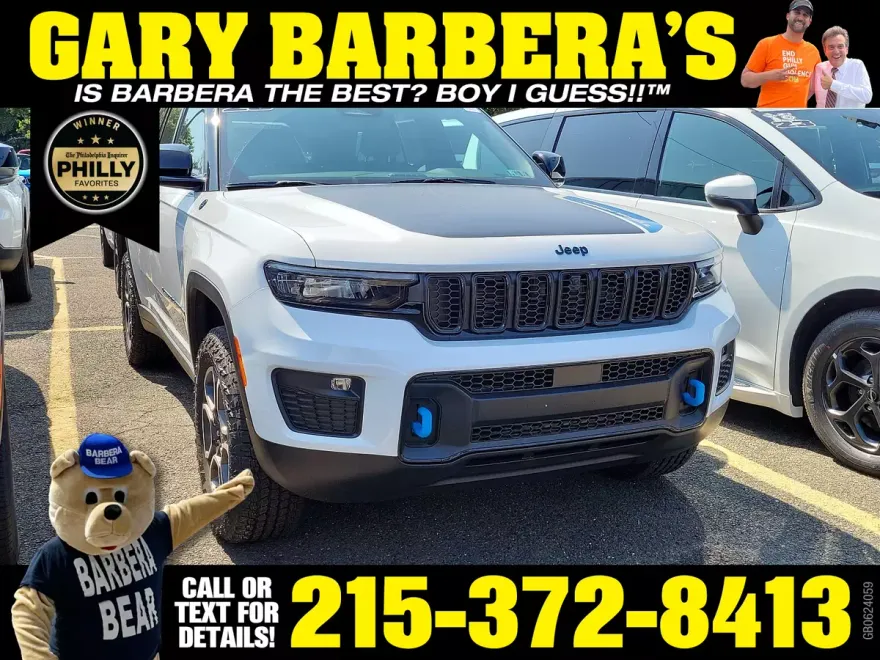 2023 Jeep Cherokee 4xe Trailhawk photo 1