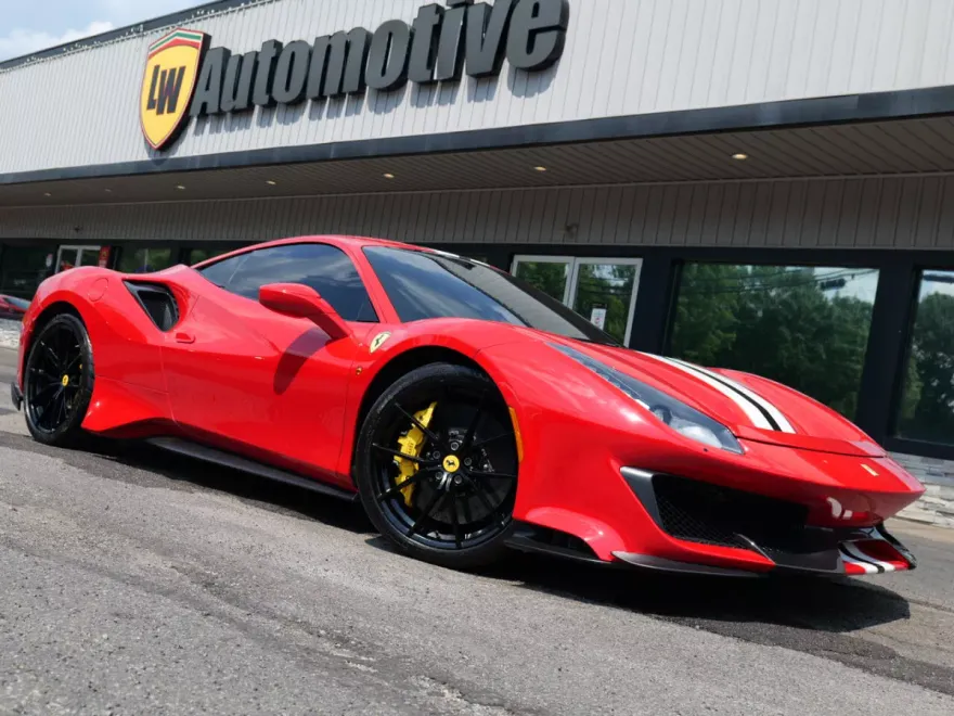 2020 Ferrari 488 Pista photo 1