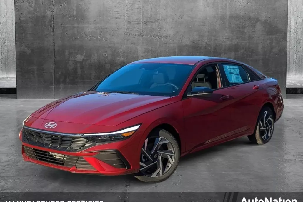 2025 Hyundai Elantra SEL Sport photo 1