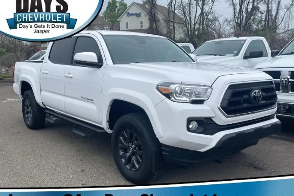 2023 Toyota Tacoma SR5 Double Cab V6 photo 1