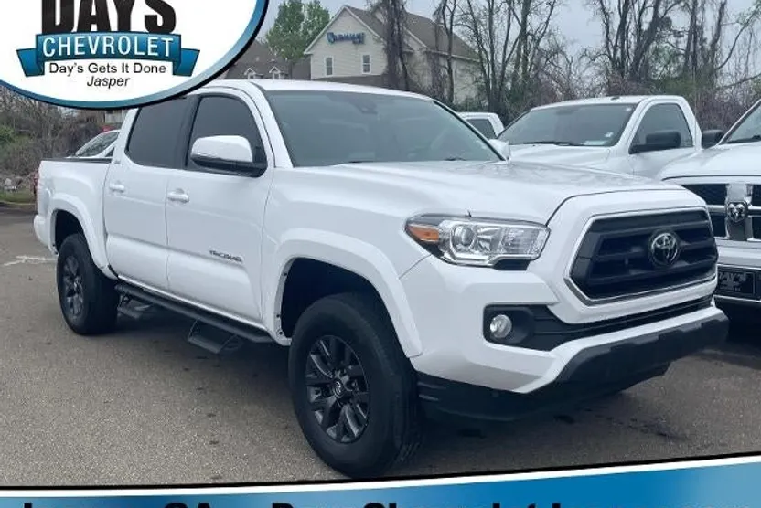 2023 Toyota Tacoma SR5 Double Cab V6 photo 1