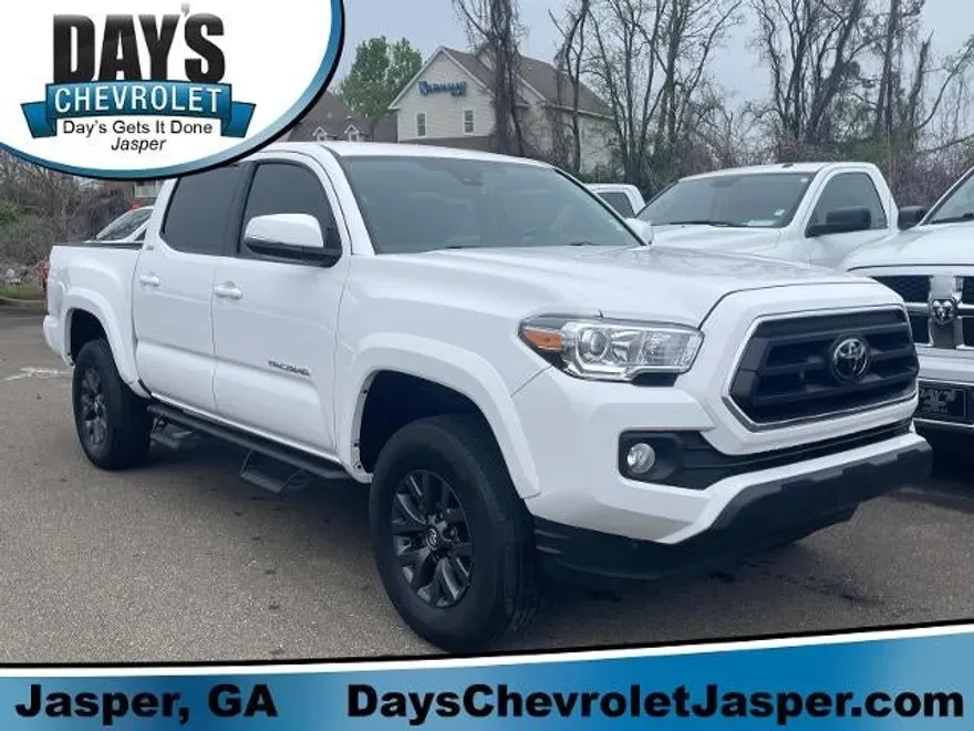 2023 Toyota Tacoma SR5 Double Cab V6 photo 1
