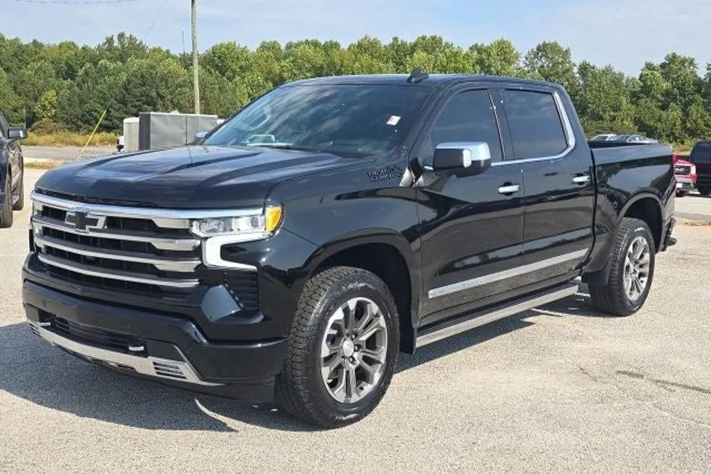 2024 Chevrolet Silverado 1500 High Country photo 1