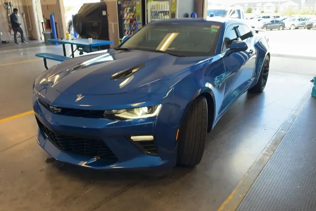 2017 Chevrolet Camaro SS photo 1