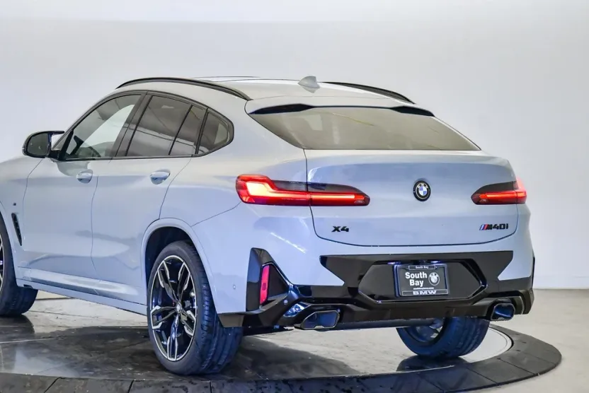 2025 Bmw X4 M40i photo 1
